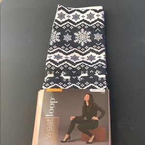 Holiday print fleece leggings